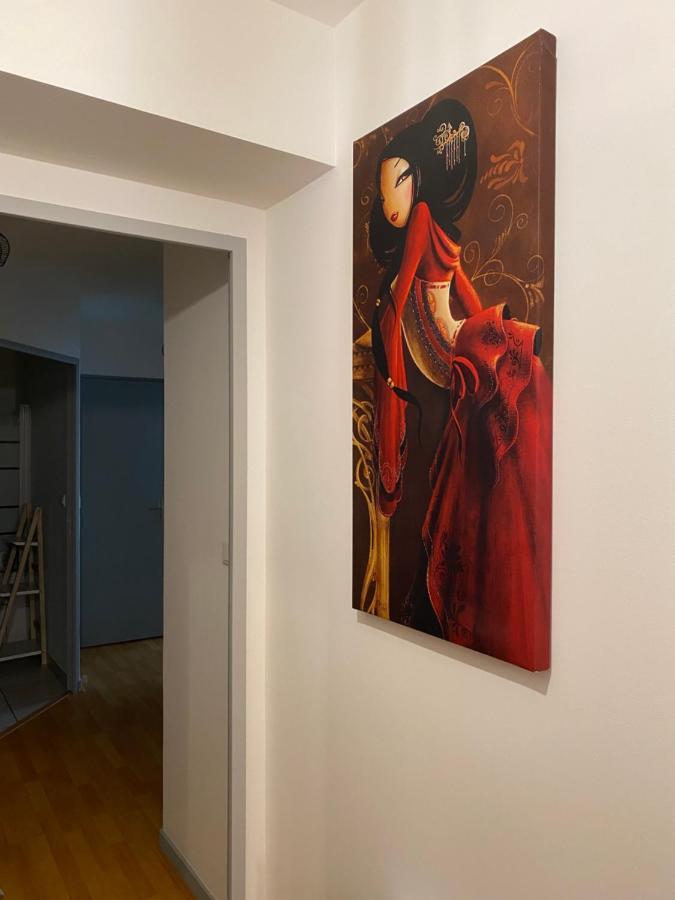 Parking Prive Gratuit, Balcon, 2 Chambres Clermont-Ferrand Exterior photo