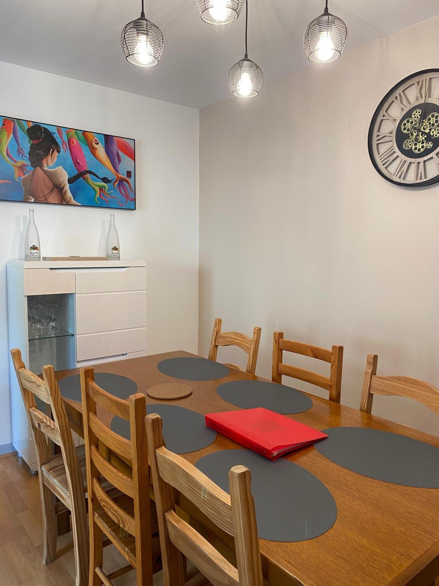 Parking Prive Gratuit, Balcon, 2 Chambres Clermont-Ferrand Exterior photo